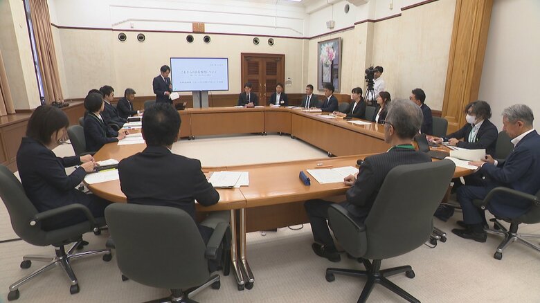 富山県立高校再編で若手教員11人が教育長に直接提言　「学校を無くすのではなく、新しい学校をつくる」発想求める｜FNNプライムオンライン