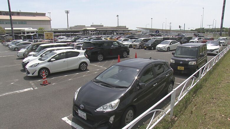 GW期間中混雑する大分空港の駐車場
