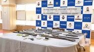 刀剣21本と拳銃1丁、銃弾など自宅で所持か　石川県加賀市の男が銃刀法違反の容疑で逮捕