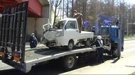 運転席大破…約2メートル下に軽トラック転落 82歳男性死亡 対向車線はみ出したか