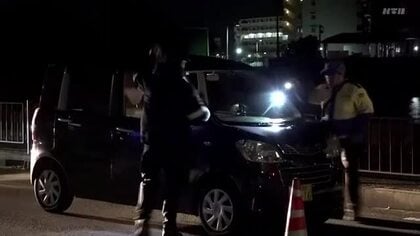 横断歩道がない場所を歩いていたか…軽自動車が横断中の男性をはねる事故 男性は意識不明の重体 