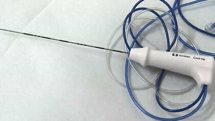 メスを使わず熱でがん細胞を死滅…選択肢広がる乳がん治療　保険適用見込で注目の「ラジオ波焼灼療法」