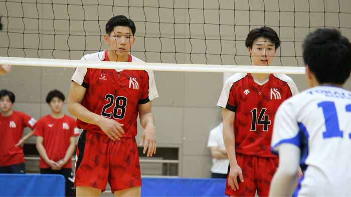 北翔大学・小林巧人選手(左)と内山碧人選手(右)
