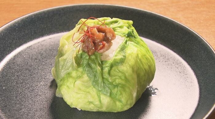 そぼろルーローむすび（イートイン価格400円）