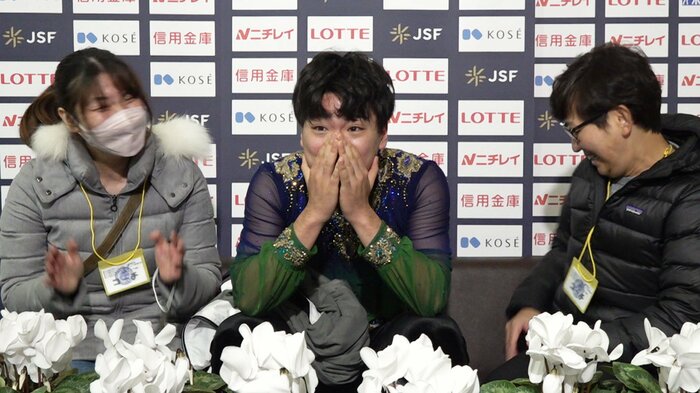 キスクラで喜びを爆発させた小田垣