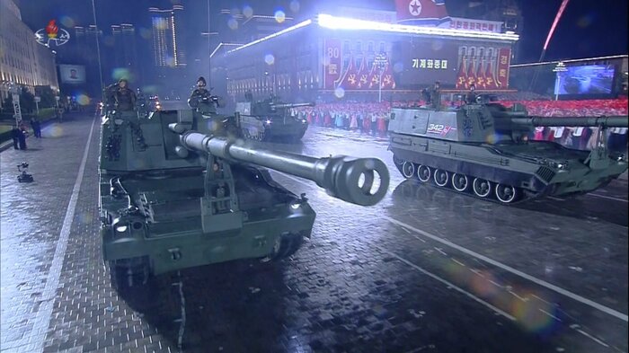 韓国や米国と同じ155ミリ口径を採用したJuche107自走榴弾砲(10月11日)