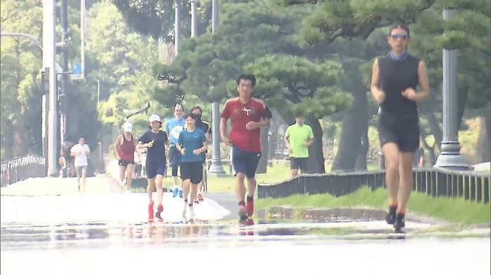 関東から西 危険な暑さ注意 最高気温40度に迫る