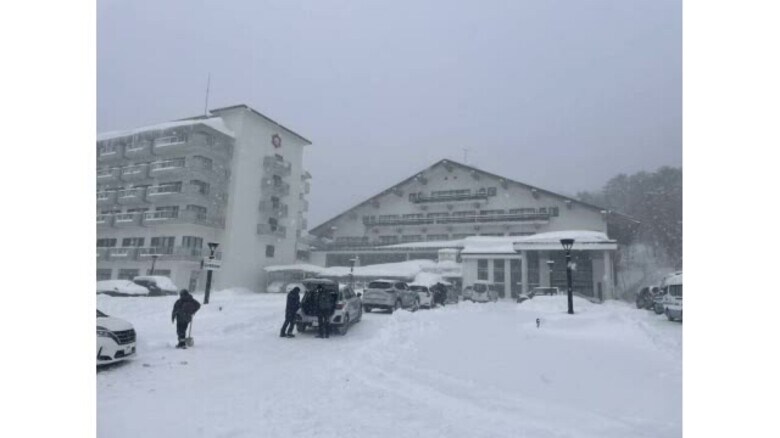 山岳遭難のホテル支配人などか　源泉近くで3人が死亡　有毒なガスが滞留し巻き込まれた可能性《福島市》｜FNNプライムオンライン