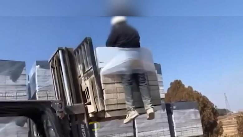 スリランカから来た31歳男性労働者をビニールで“グルグル巻き”に…フォークリフトでつり上げ撮影　韓国南西部のレンガ工場　李在明大統領も異例の言及｜FNNプライムオンライン