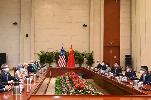 中国謝鋒外務次官とシャーマン米国務副長官の会談（2021年　中国外務省HPより）