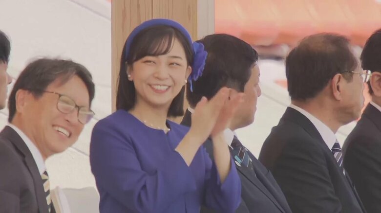 国体の陸上競技を初めて観戦される佳子さま