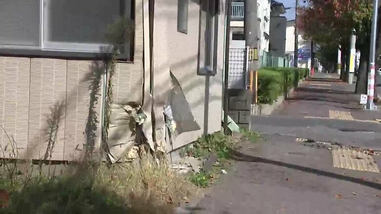 次に衝突したアパート