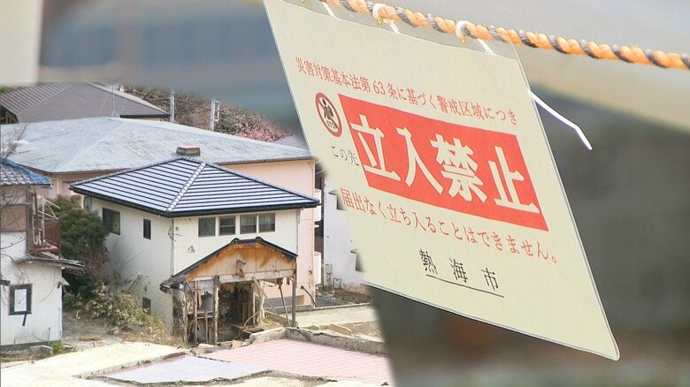 警戒区域で放置されている被災住宅