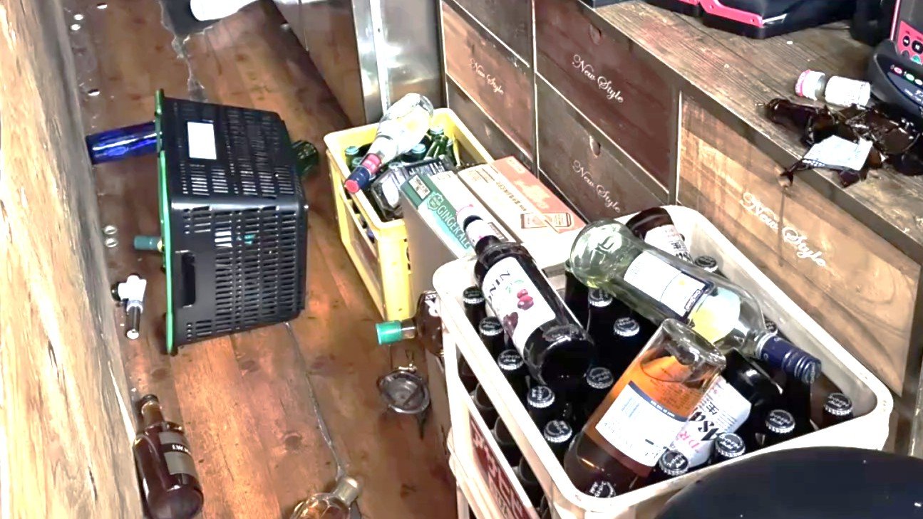 「津波が起きないかと…」後発地震注意情報が出ている北海道浦幌町で震度5強＿博物館の展示ガラスにヒビ＿函館市では91歳女性が転倒し軽傷＿後発地震注意情報の”対象外”でも1週間程度は同程度の地震に注意