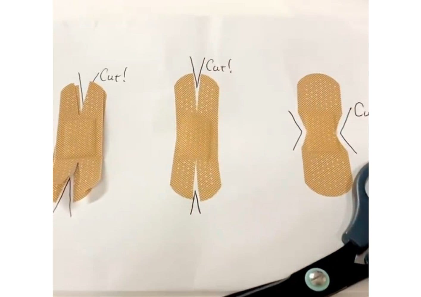 切れ込みを入れれば剥がれにくい 救急医が教える 手指の傷にばんそうこうを貼るコツ が勉強になる Fnnプライムオンライン Goo ニュース