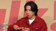 山﨑賢人さん(30)がピザの食リポに挑戦「ハラミとニンニクの合わさった最強の味が…」