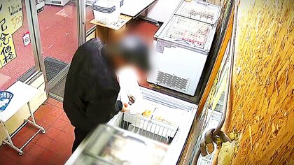 「豚しょうが焼き」に執着する男が冷凍商品を勝手にドンドン持ち去る＿同様の被害が3月だけで3回も＿監視カメラが犯行の一部始終を捉える〈札幌市〉