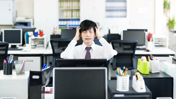 あと15分早く帰るために…資料の準備、待ち時間など、仕事を効率化して