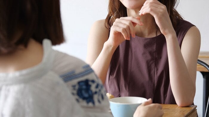 世間話も良い(画像はイメージ)