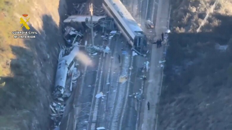 スペイン列車事故の死者が41人に　2025年に改修された区間　線路の破損が事故原因か　首相が現場視察し22日まで全国で服喪｜FNNプライムオンライン
