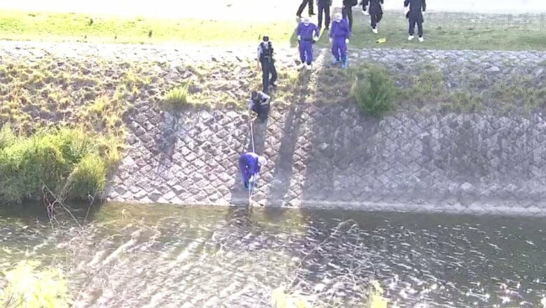 【速報】京都・鴨川で女性がうつぶせで倒れる　心肺停止状態で病院搬送も死亡　近くの河川敷では10代男性も搬送｜FNNプライムオンライン