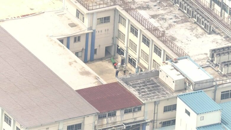 建物内で“クマ居座り”か…福島で住民ら4人襲われる 秋田では損傷の激しい遺体、行方不明の70代女性か|FNNプライムオンライン