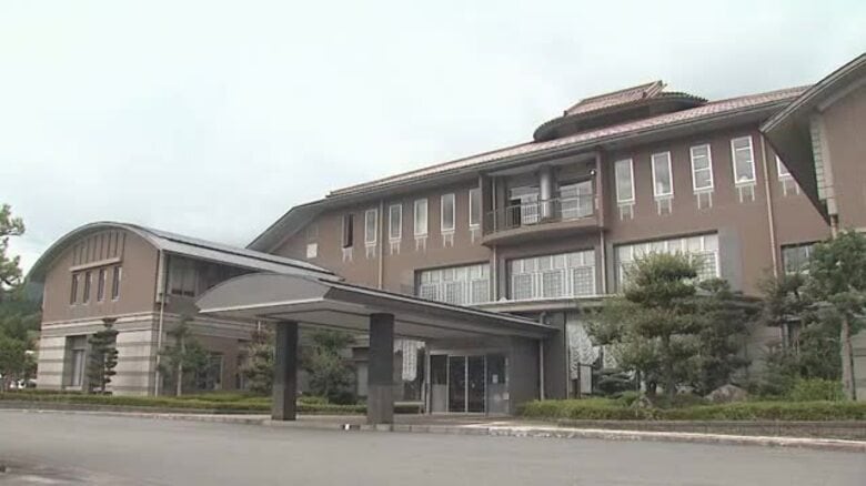 邑南町役場に「危険物持ち込んだ」「職員・来庁者に危害加える」と予告　5日から公共施設を臨時閉鎖へ｜FNNプライムオンライン