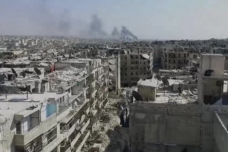 シリア内戦では約40万人が死亡