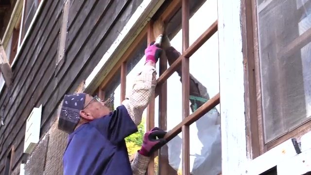 来年の再開に向け冬支度