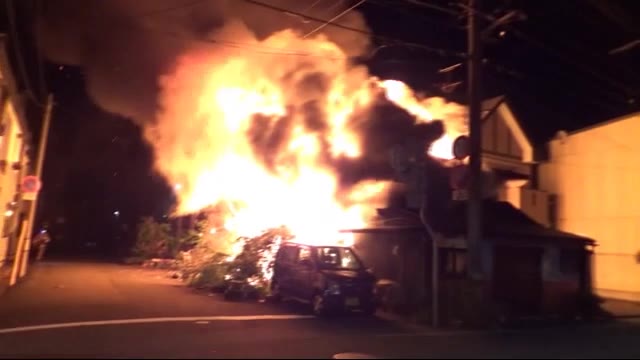 盛岡市中心部で住宅全焼 2人がやけど 深夜の住宅街は騒然<岩手県>