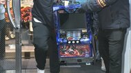 ネカフェのフリして…違法パチスロ店摘発され店長と客ら13人逮捕…会員数500人で1億4000万円売上　東京・池袋