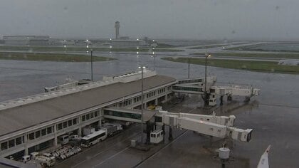 【交通情報】“台風直撃”空の便は170便超が欠航　2万人以上影響見込み　さらに欠航便増える可能性
