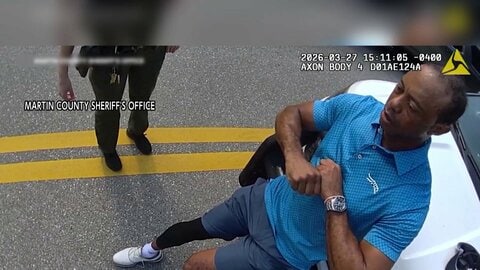 「逮捕ですか？」「その通りだ」タイガー・ウッズ選手逮捕時の映像公開…薬物摂取を説明　警察官が錠剤押収　アメリカ
