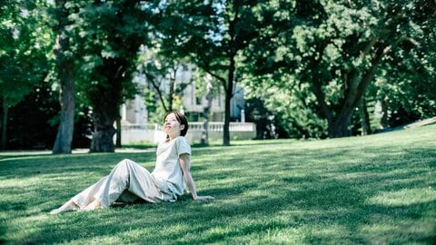 「ノーブラで外出できる服」が防災着として注目！苦しい・かゆい…ブラジャーの我慢からの解放が避難所で大切な理由