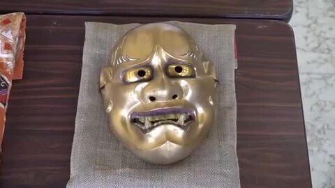 恐ろしい形相の鬼、様々な表情の女性…能面の審査会　能楽の里・池田町に全国から192点集まる　福井