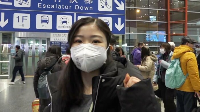 北京に到着した千葉百音