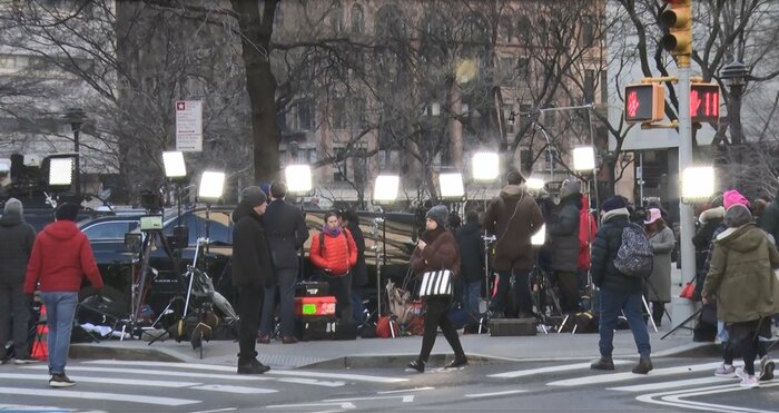 検察官事務所周辺には多くのメディアが集結