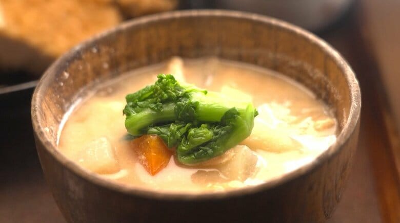 池袋「Teishoku美松」の野菜のみそ汁が家で味わえる！元「dancyu」編集長が追い求める日本一ふつうで美味しいレシピ｜FNNプライムオンライン