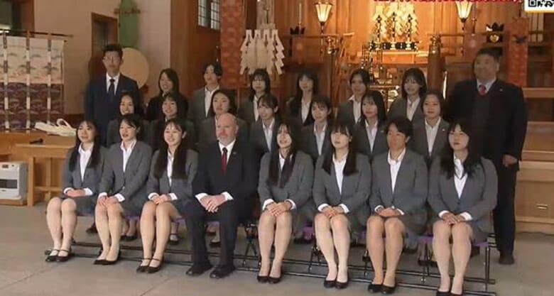 女子ホッケー　コカ・コーラレッドスパークス　広島護国神社で必勝祈願　新シーズンで４冠達成を目指す｜FNNプライムオンライン