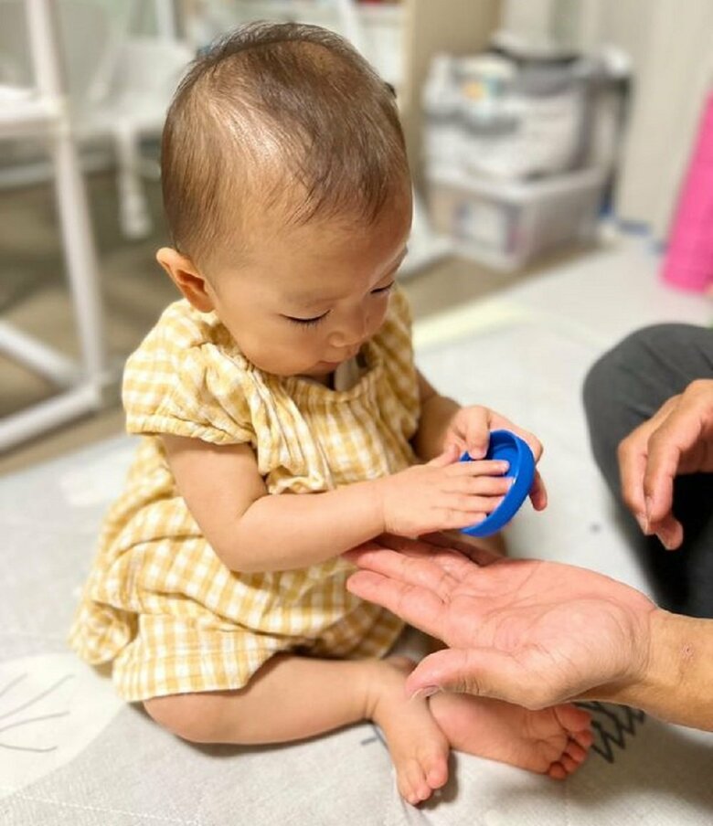 プロペトを塗る練習　プロペトを手に取って…