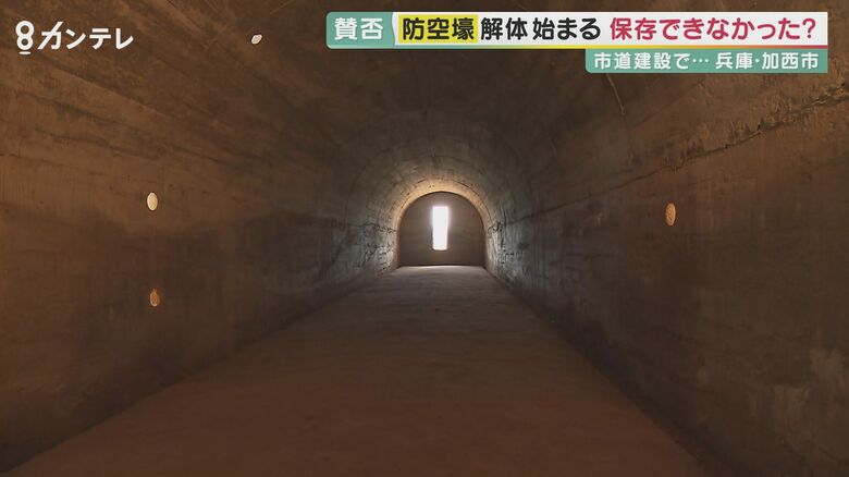 爆風を防ぐため扉は2重構造