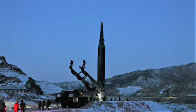 「北朝鮮版極超音速ミサイル」の発射(KRT朝鮮中央テレビ・2022年1月13日)