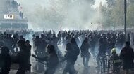 【中継】フランスで物価高対策求め再び大規模デモか　政府は警察官7万人動員の厳戒態勢　暴動や略奪再発を警戒
