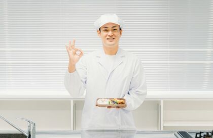 【介護マーケティング研究所 by 介護ポストセブン】シニア世代の親や家族のための「宅食サービス」利用実態を調査!きっかけは“親が調理に負担を感じて”、利用者5割が満足も価格や受け取りタイミングに不満