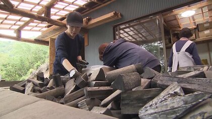 23歳女性が炭焼き職人に　「日向備長炭」に魅せられて東京から移住【宮崎発】
