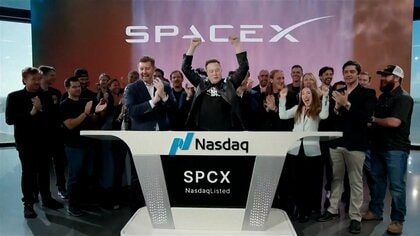 スペースX 米ナスダック市場に上場　過去最大12兆円調達