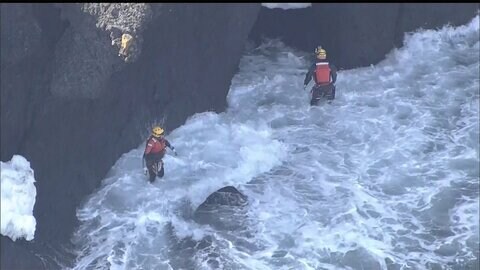 知床観光船事故で11人死亡　3歳の女の子も犠牲に...捜索続く