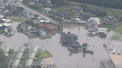 石川・富山あす再び記録的大雨に警戒　豪雨で冠水した街　“孤立”続く集落も　収穫間近の水田「たぶん全滅や」