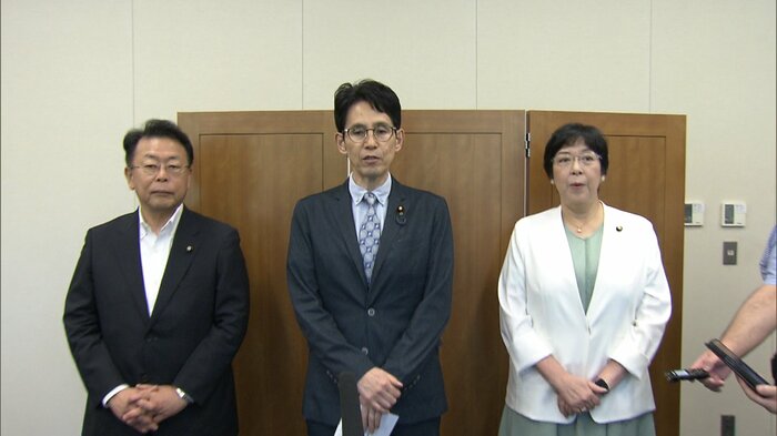 取材に応じる公明・西田氏、中道・階氏、立憲・田名部氏　9日