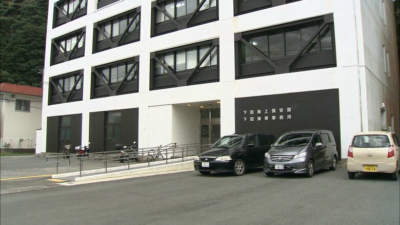 海上から「助けて」という声　17歳少年がバッグを浮き代わりに漂流　消防などが救助　意識あり大きなケガなし｜FNNプライムオンライン